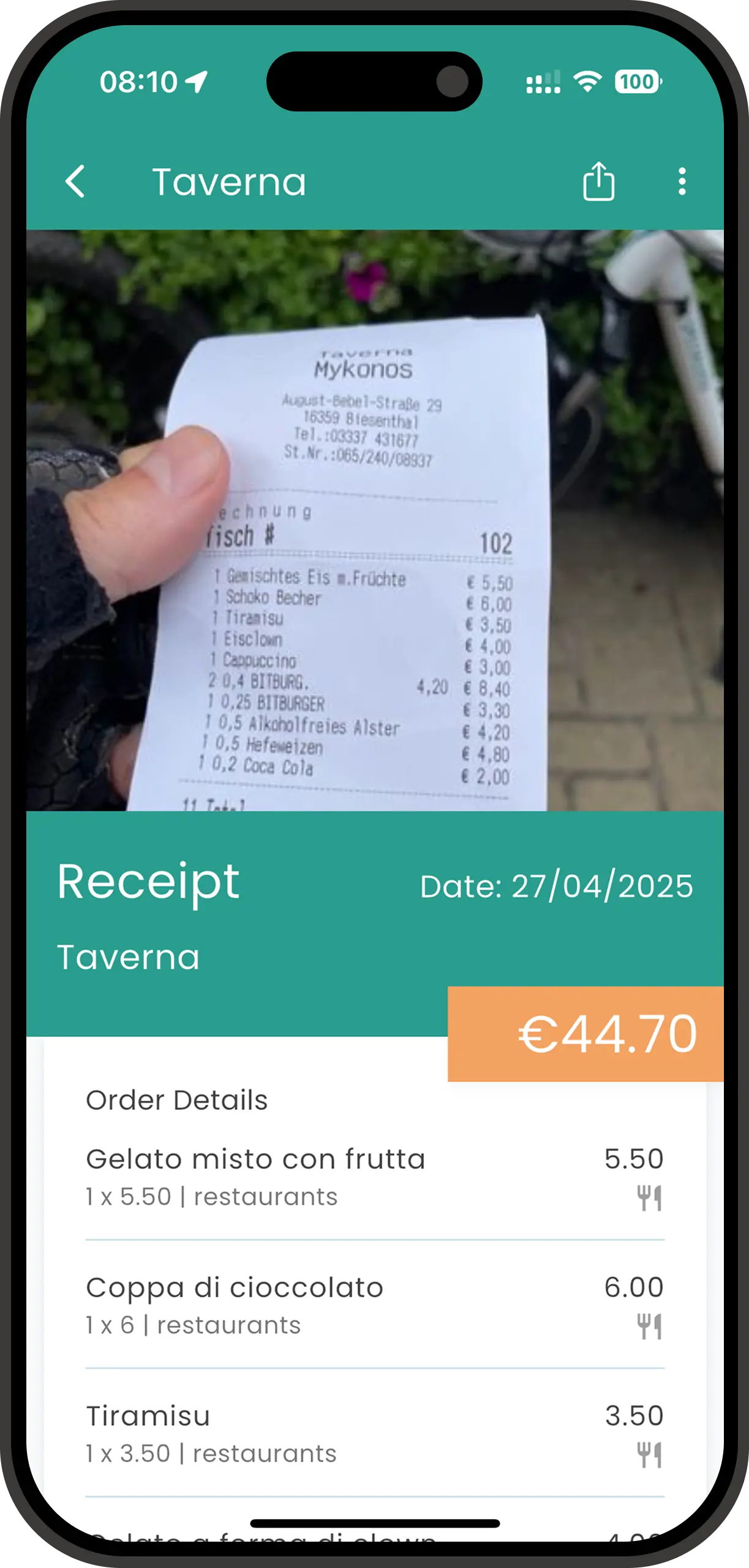 Spentrip receipt scanning screen showing extracted merchant, line items, and total